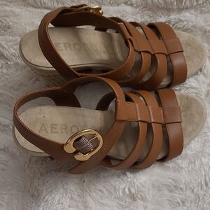 AEROSOLES Women's Tan Wedge Sandals